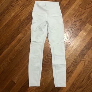 White Lululemon Align 25” Leggings